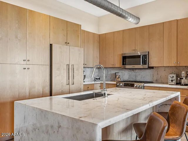 914 E OSBORN Road 303, Phoenix, AZ 85014