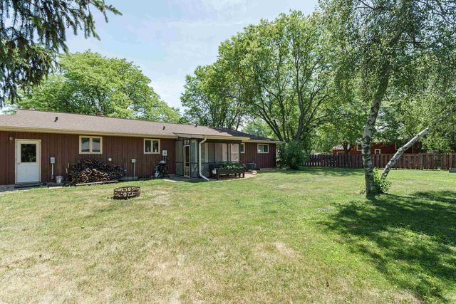 429 Sycamore Street, Sauk City, WI 53583