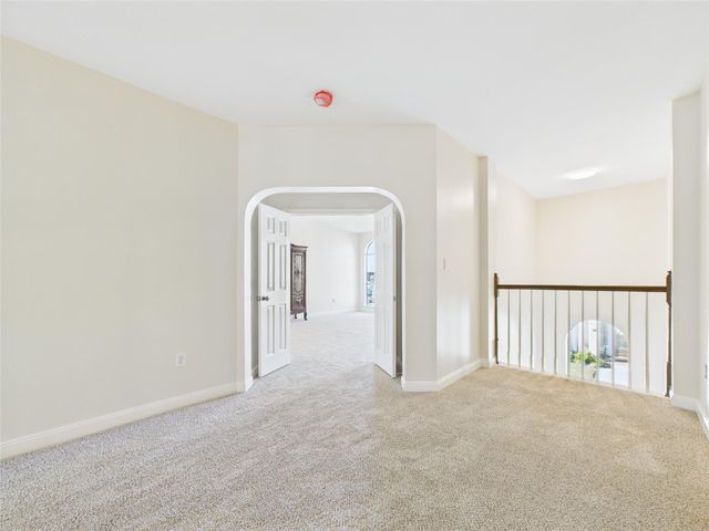 483 Mariners Drive, Kemah, TX 77565