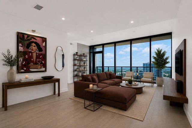 610 Davis ST 5003, Austin, TX 78701