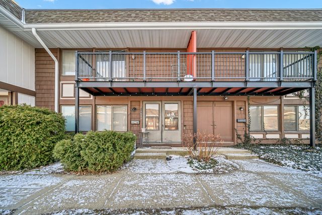 1269 Court D, Hanover Park, IL 60133