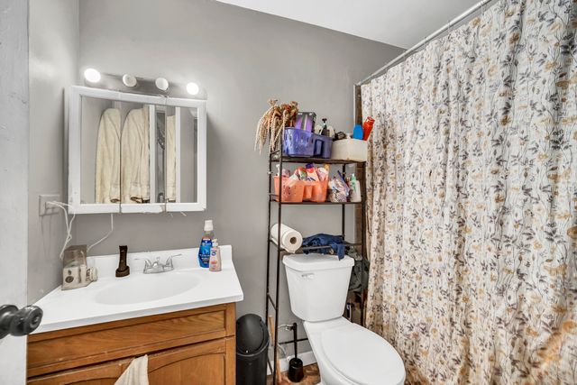 1269 Court D, Hanover Park, IL 60133