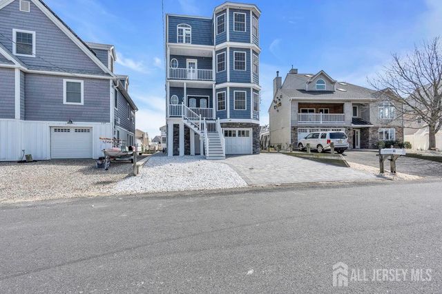 141 Vanard Drive, Brick, NJ 08723
