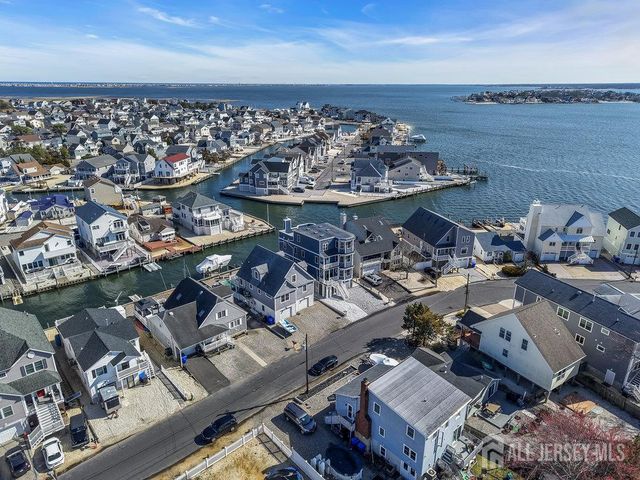 141 Vanard Drive, Brick, NJ 08723