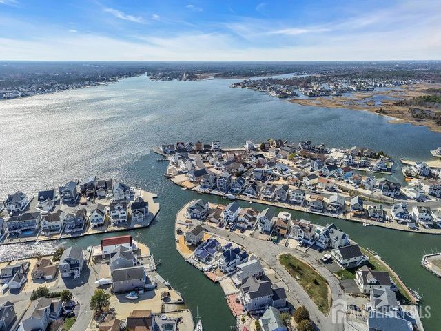 141 Vanard Drive, Brick, NJ 08723