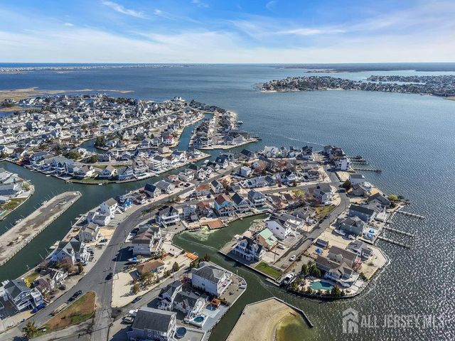 141 Vanard Drive, Brick, NJ 08723