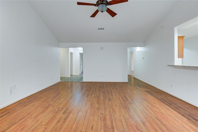 46 Drifting Shadows Circle, The Woodlands, TX 77385