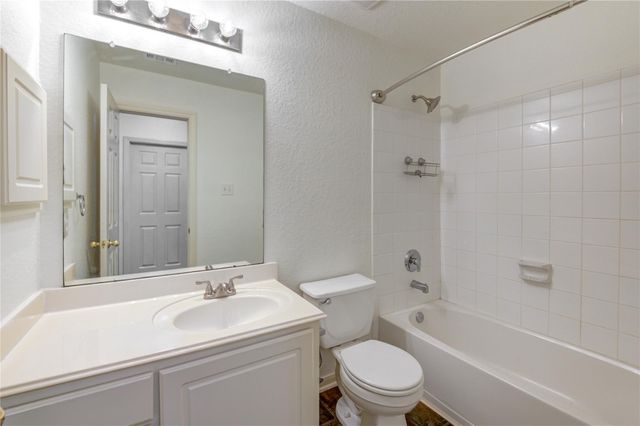 46 Drifting Shadows Circle, The Woodlands, TX 77385