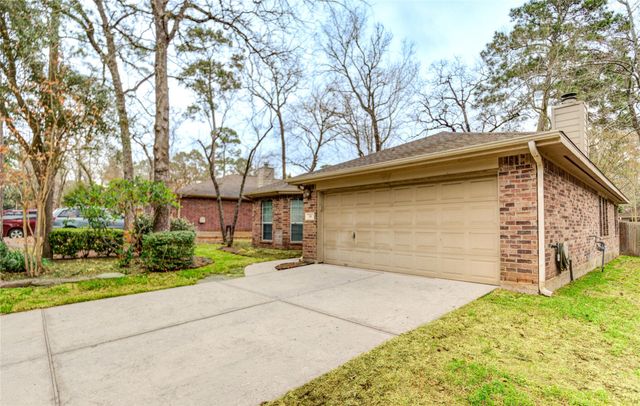 46 Drifting Shadows Circle, The Woodlands, TX 77385
