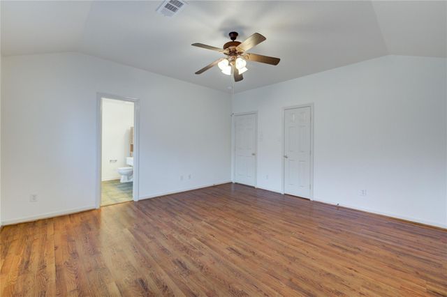 46 Drifting Shadows Circle, The Woodlands, TX 77385