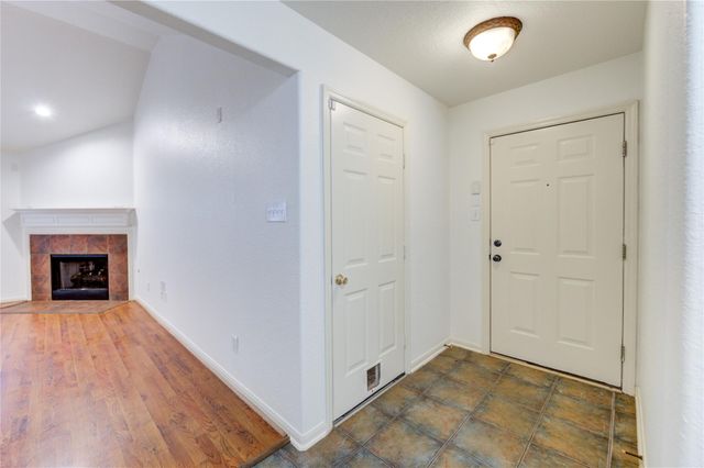 46 Drifting Shadows Circle, The Woodlands, TX 77385