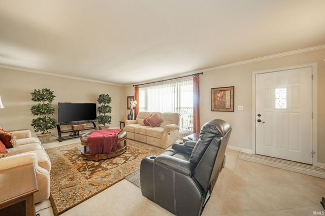 1020 E Shockley Road, Muncie, IN 47302