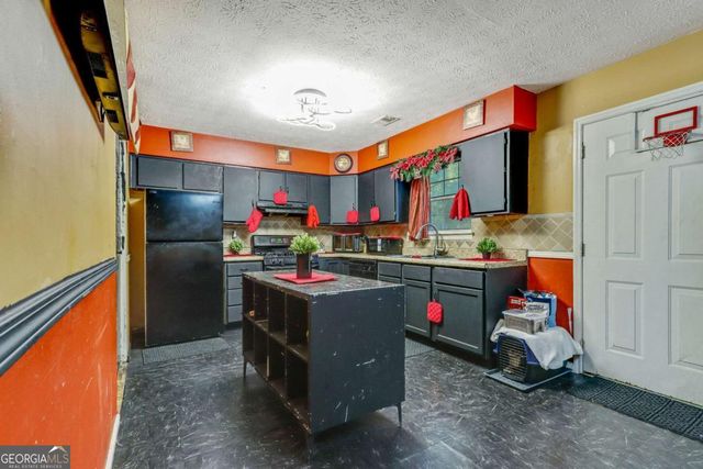 3522 Ten Oaks Court, Powder Springs, GA 30127