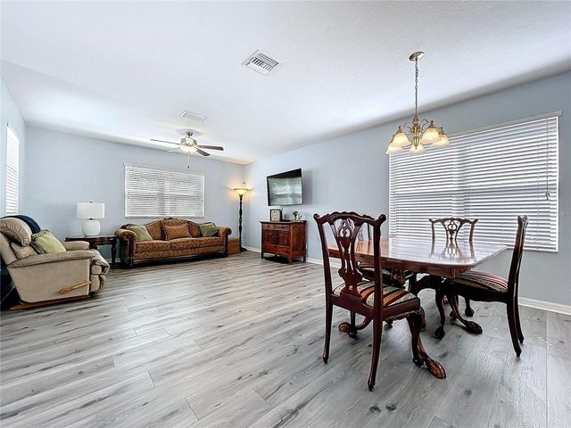 4594 LISETTE CIRCLE, Brooksville, FL 34604