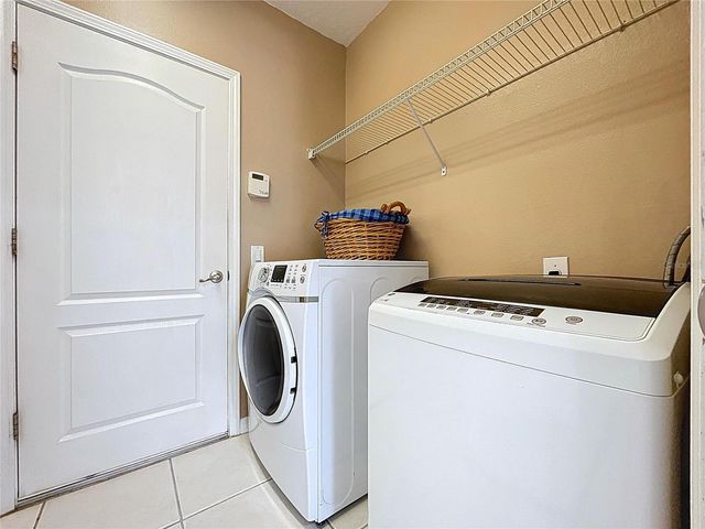 4594 LISETTE CIRCLE, Brooksville, FL 34604