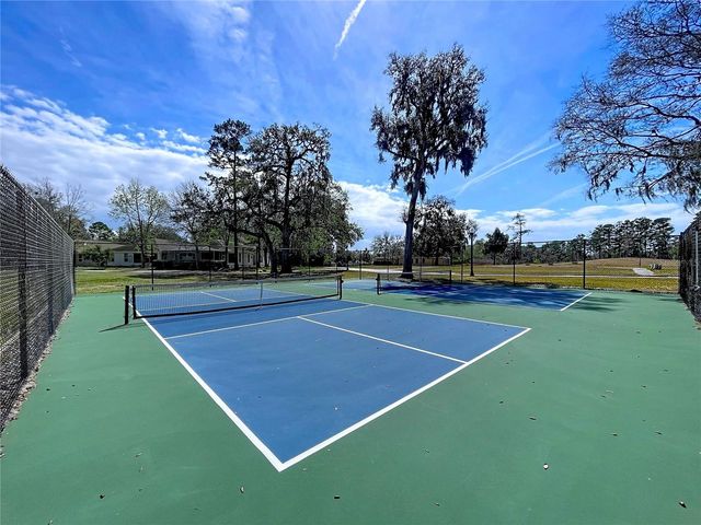 4594 LISETTE CIRCLE, Brooksville, FL 34604