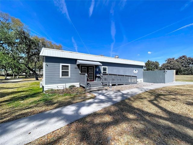 4594 LISETTE CIRCLE, Brooksville, FL 34604