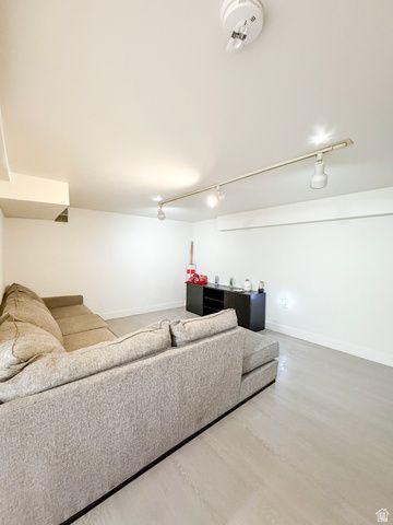 483 E 400 S, Orem, UT 84097