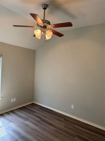 6914 Sunflower Grove Drive, Humble, TX 77346