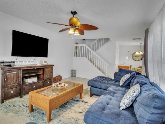 6403 Dryden Court, Boynton Beach, FL 33436