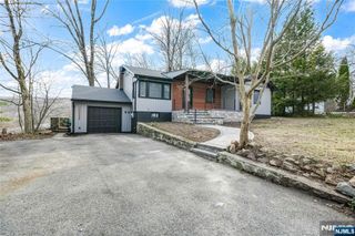 132 Upper High Crest Road, West Milford, NJ 07480