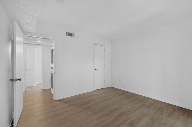 6050 Melody Lane 227, Dallas, TX 75231