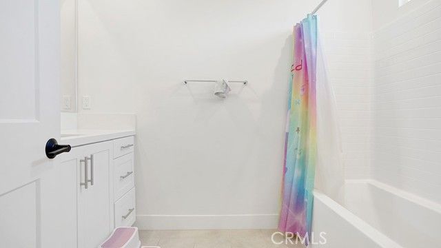 16372 Moonstone Circle, Tustin, CA 92782