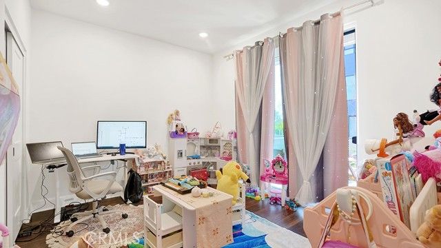 16372 Moonstone Circle, Tustin, CA 92782