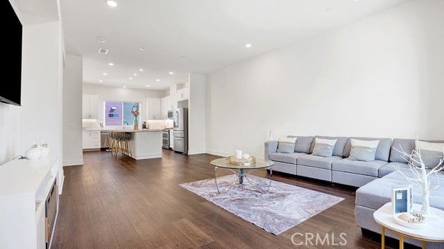 16372 Moonstone Circle, Tustin, CA 92782