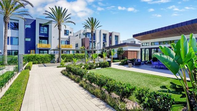 16372 Moonstone Circle, Tustin, CA 92782