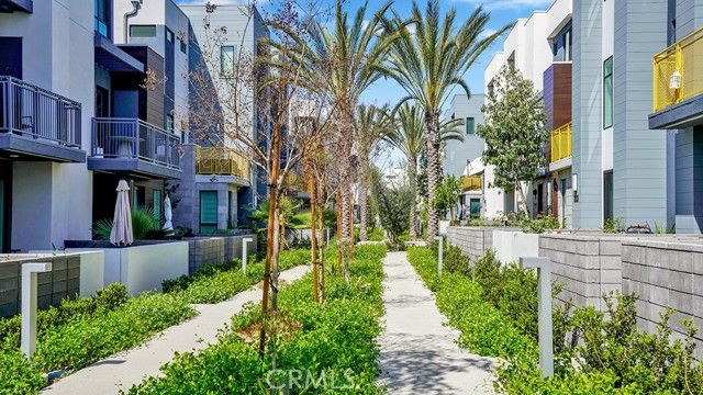 16372 Moonstone Circle, Tustin, CA 92782