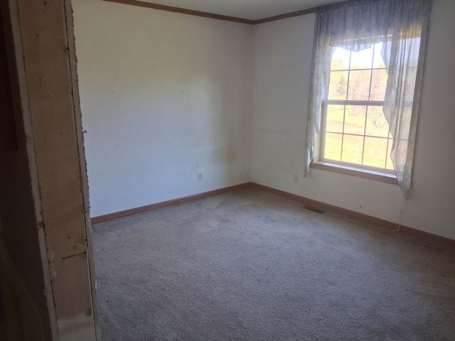 9292 Hood Road, New Straitsville, OH 43766