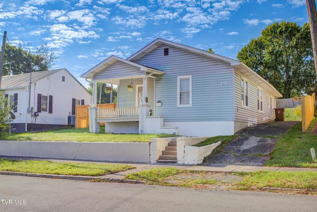 423 Wilson Avenue, Johnson City, TN 37604
