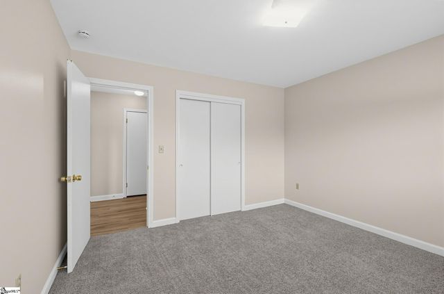 300 Drury Lane, Mauldin, SC 29662