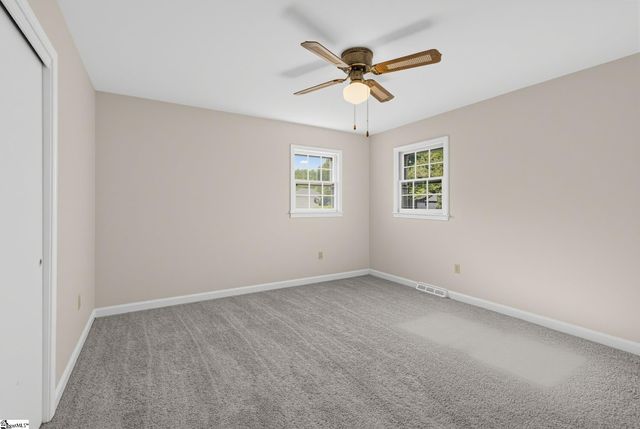 300 Drury Lane, Mauldin, SC 29662