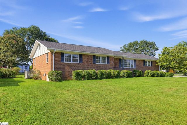 300 Drury Lane, Mauldin, SC 29662