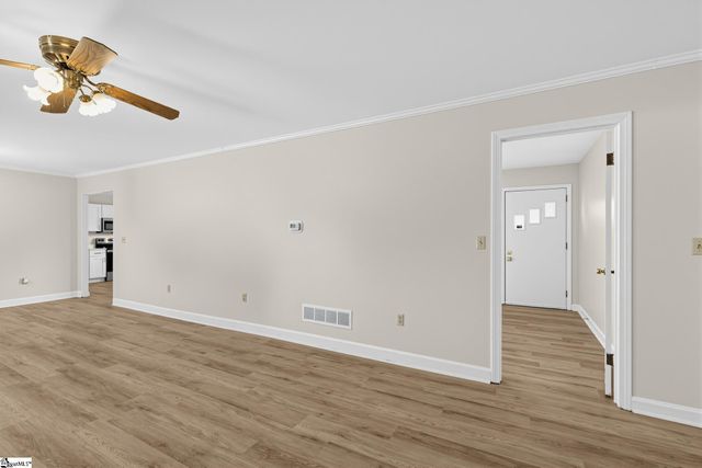 300 Drury Lane, Mauldin, SC 29662