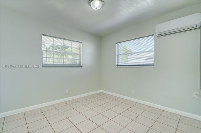 201 SW 9th Ave 1-3, Hallandale Beach, FL 33009