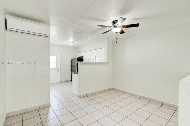 201 SW 9th Ave 1-3, Hallandale Beach, FL 33009