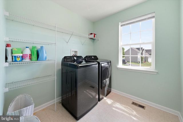 2 GREENSPIRE LN, Smyrna, DE 19977