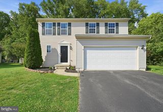 2 GREENSPIRE LN, Smyrna, DE 19977