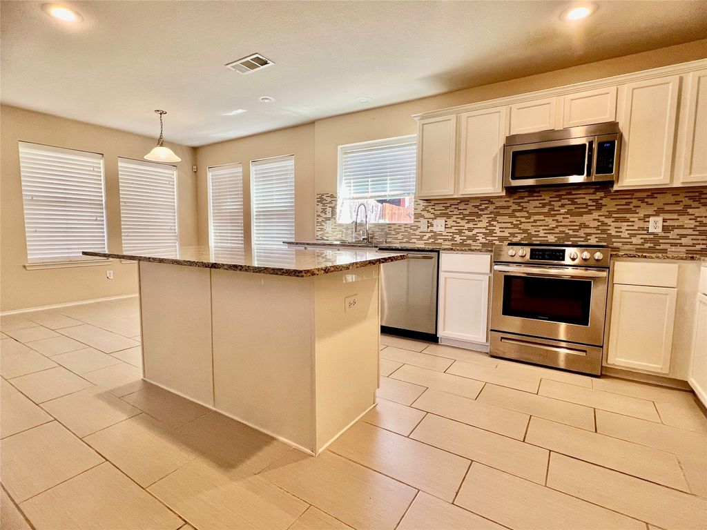 2209 Malone Drive, Mckinney, TX 75072