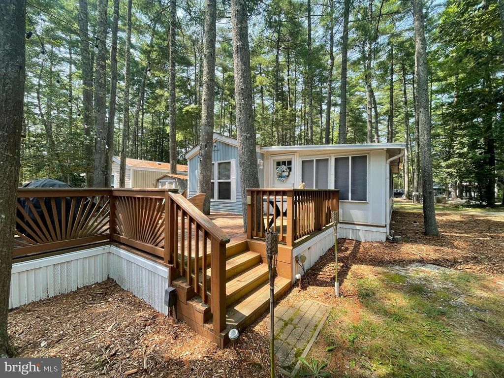 135 THOMPSON LN #46, Egg Harbor Twp, NJ 08234