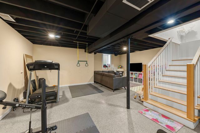 1818 N 36th Avenue, Stone Park, IL 60165