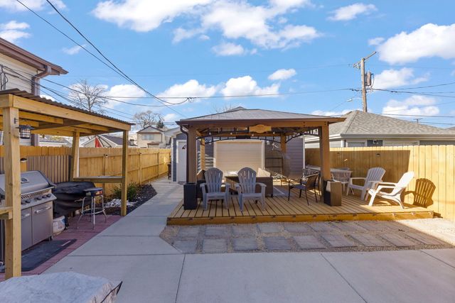 1818 N 36th Avenue, Stone Park, IL 60165