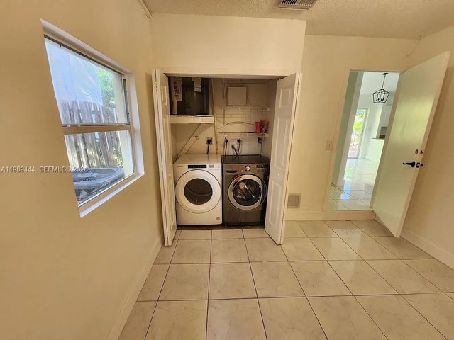 11806 SW 102nd St, Miami, FL 33186