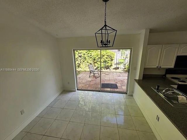 11806 SW 102nd St, Miami, FL 33186