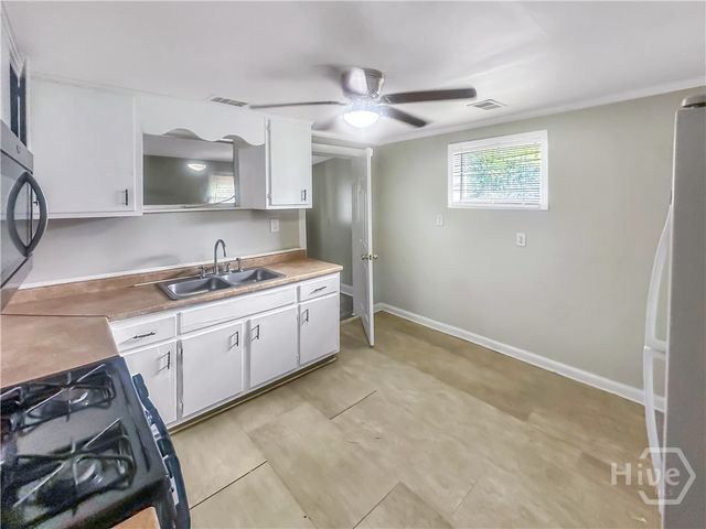1208 Murphy Avenue, Savannah, GA 31415