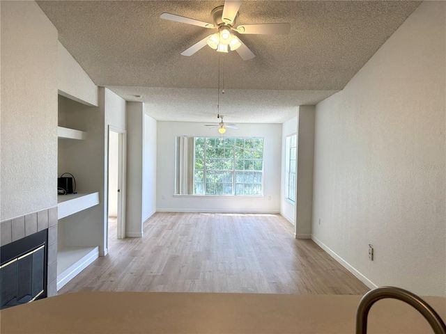 13103 MULBERRY PARK DRIVE 833, Orlando, FL 32821