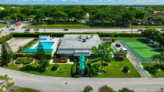 2830 SW 15th Street 6-a, Delray Beach, FL 33445